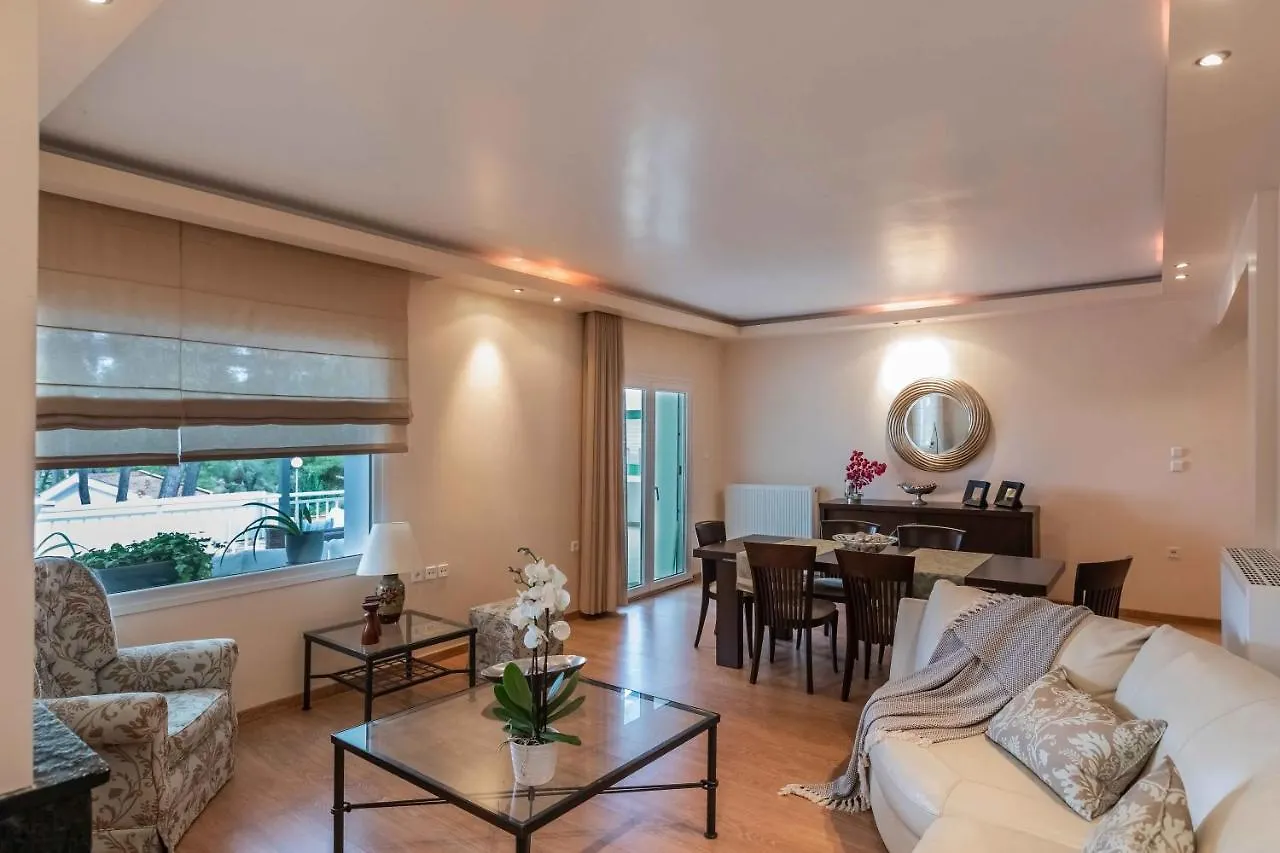 Muses Villas Resort 撒尼海滩