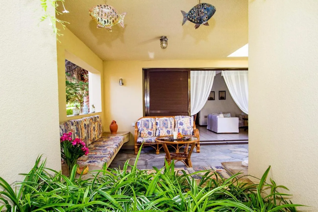 Muses Villas Resort 撒尼海滩 0*,